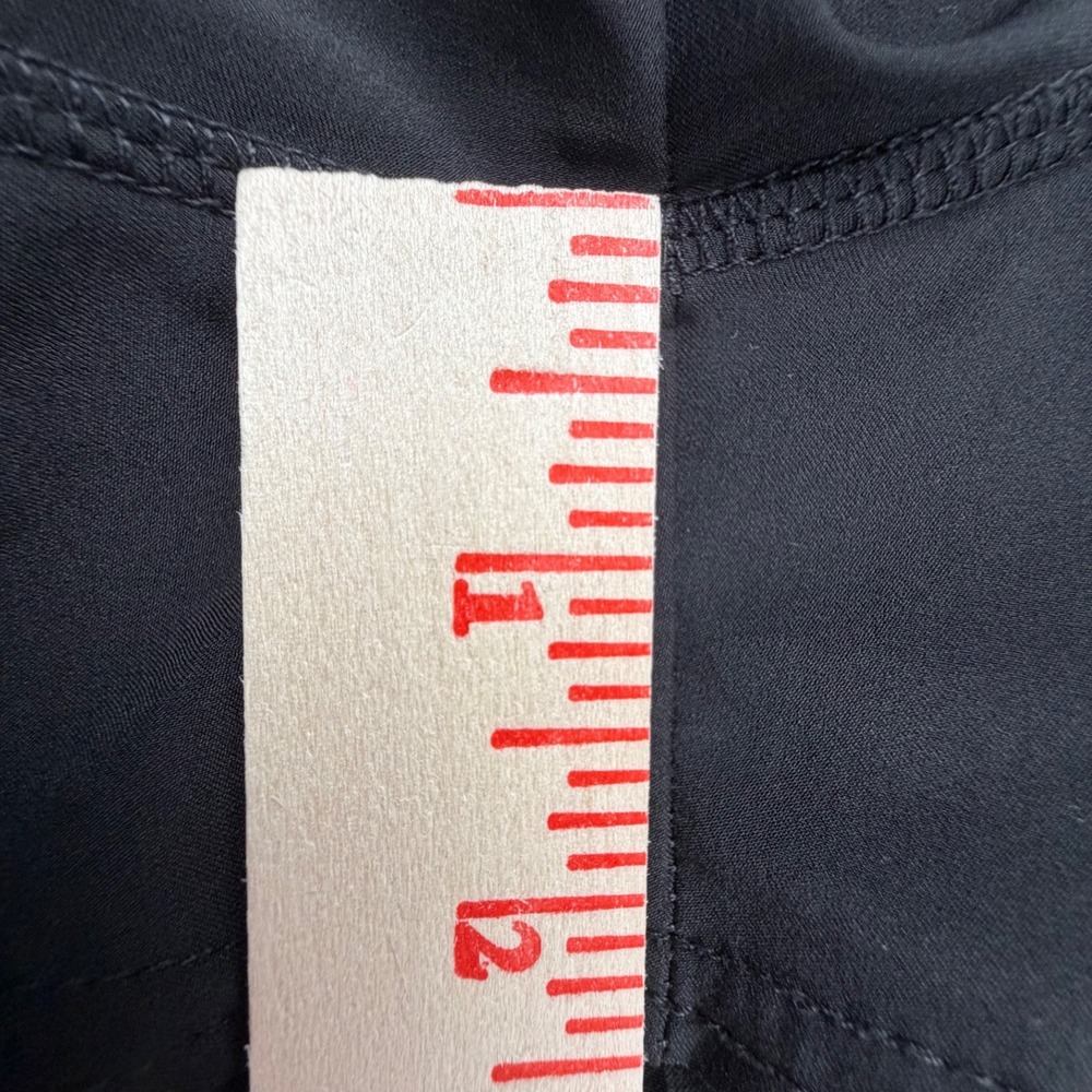 Vuori Womens Dash Short Black Performance Running Athletic Shorts Medium - Picture 6 of 6